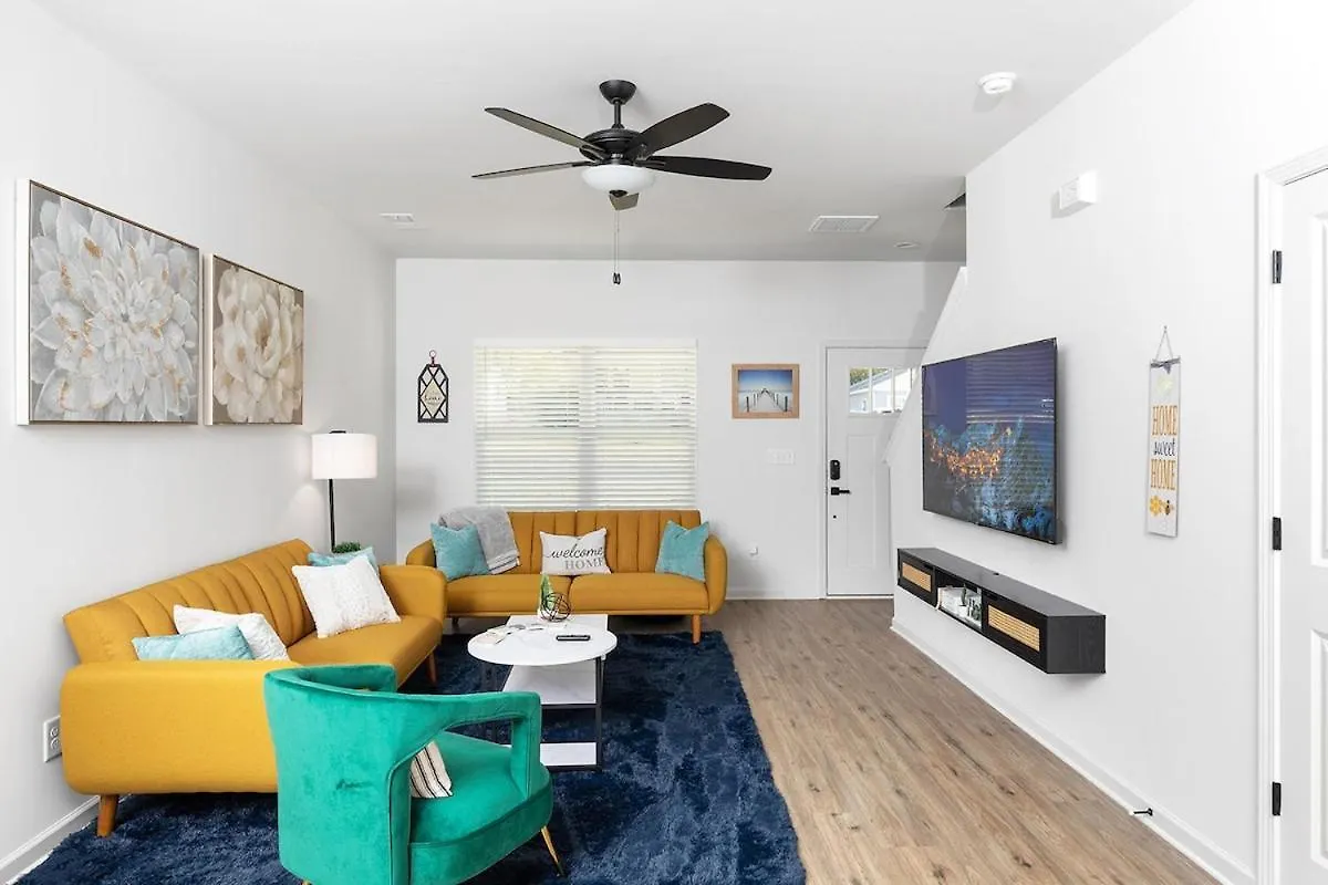 Perfect Getaway Prime Location Game Room And Hottub Charlotte Ferienhaus